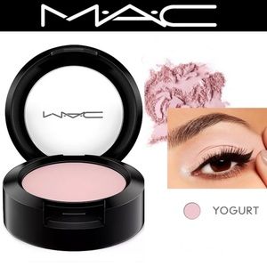 MAC Eye Shadow YOGURT Matte